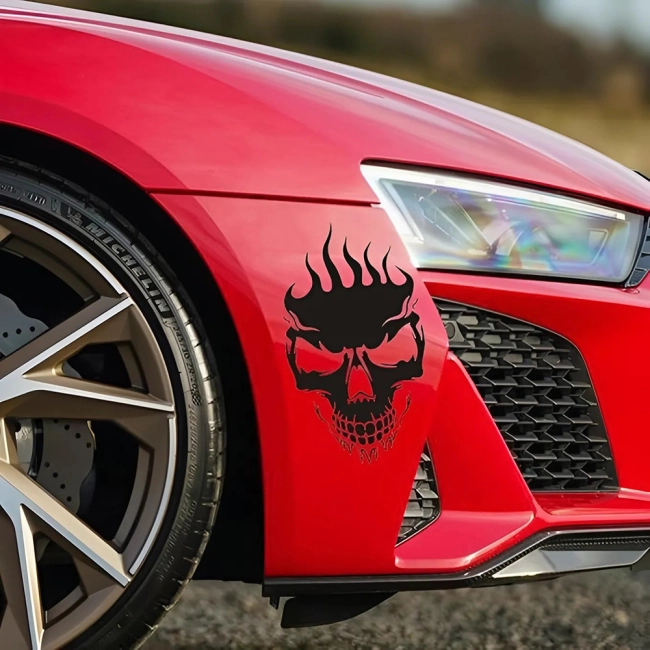 наклейка на машину Череп