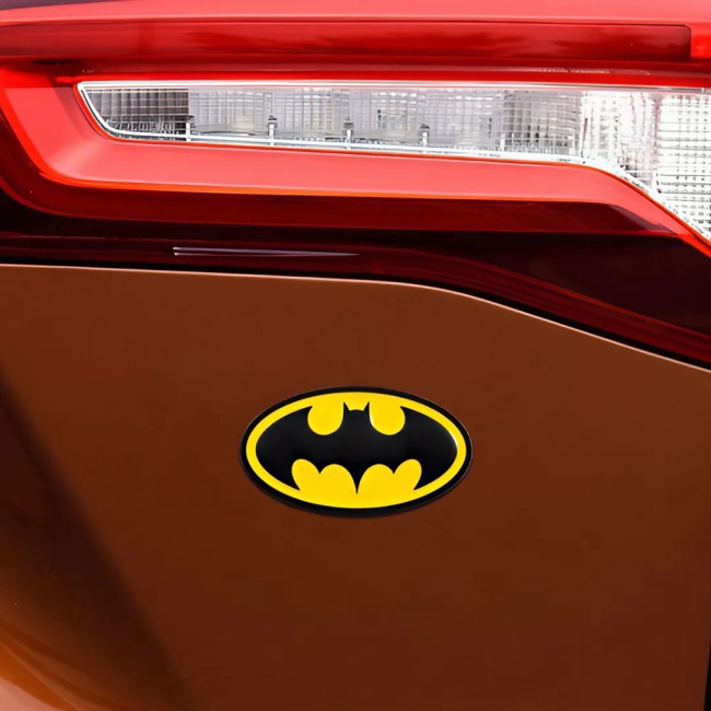 наклейка Бэтмен на машину