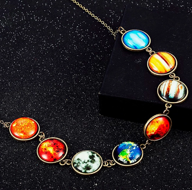ожерелье с планетами