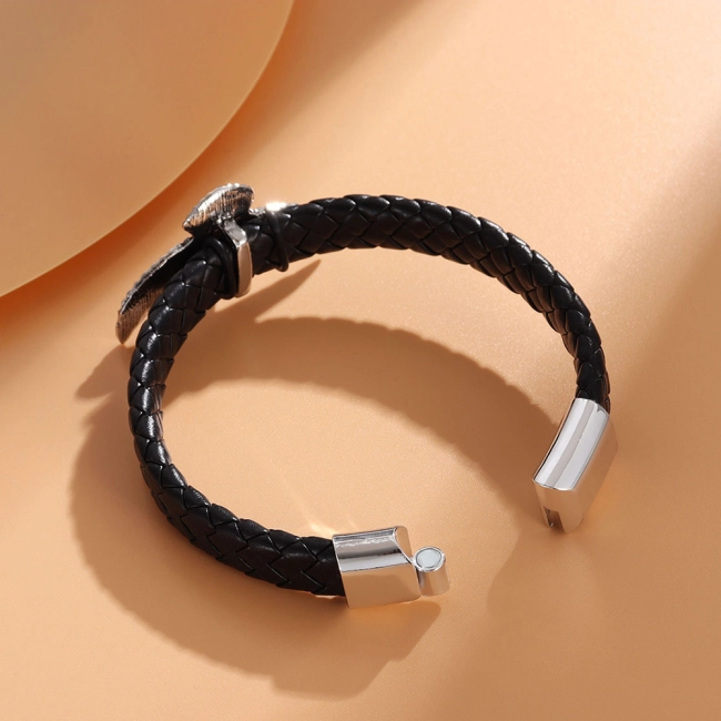мужской плетеный браслет