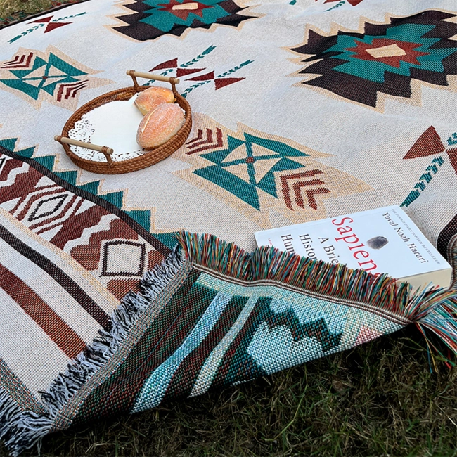 коврик с бахромой