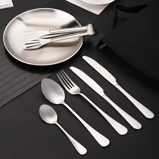 посуд для кемпінгу на 2 особи