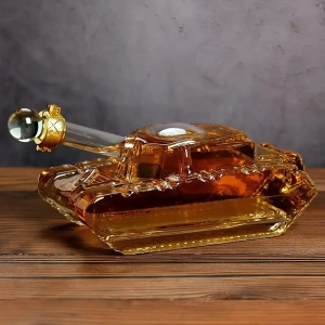 графин танк