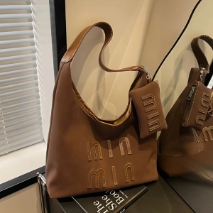 Женская сумка хобо с монетницей женская сумка хобо