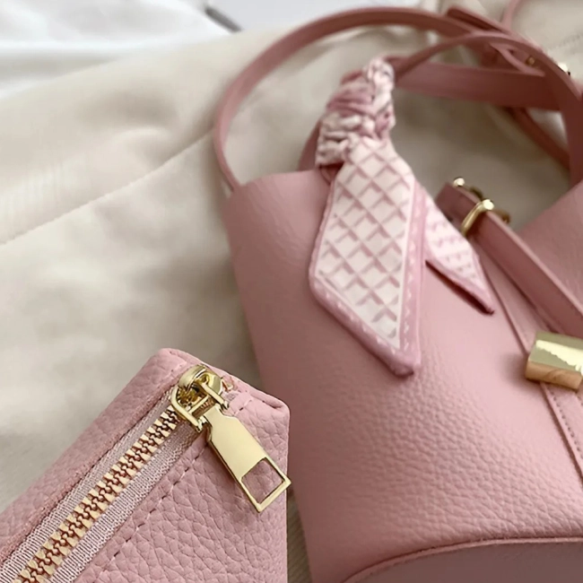 женская сумка с шарфиком