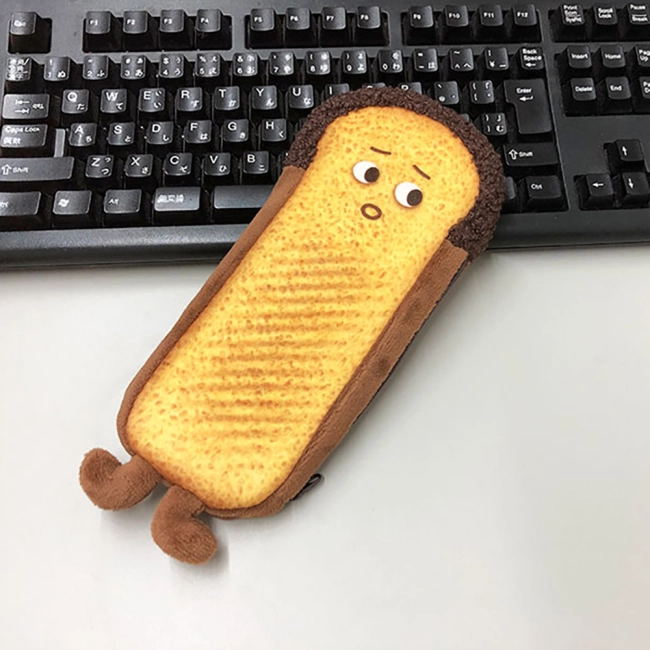 пенал в виде хлеба