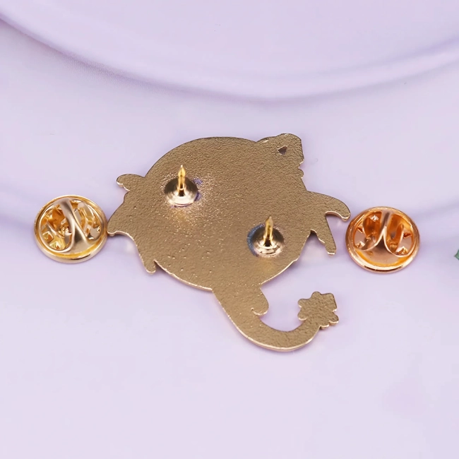 пин с драконами