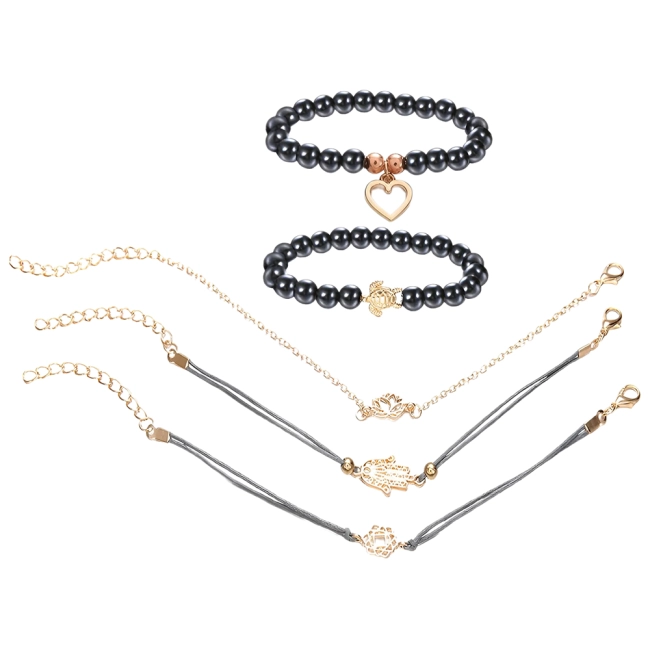 набір браслетів на руку