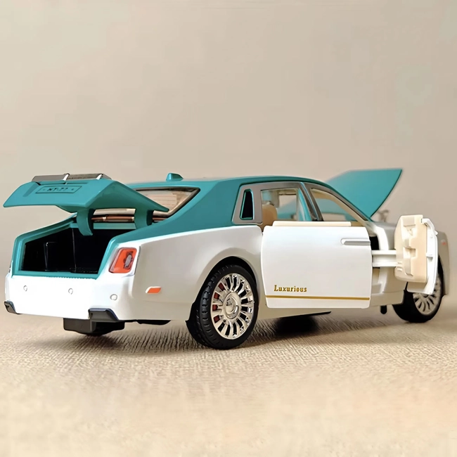 модель машинки Rolls Royce Phantom