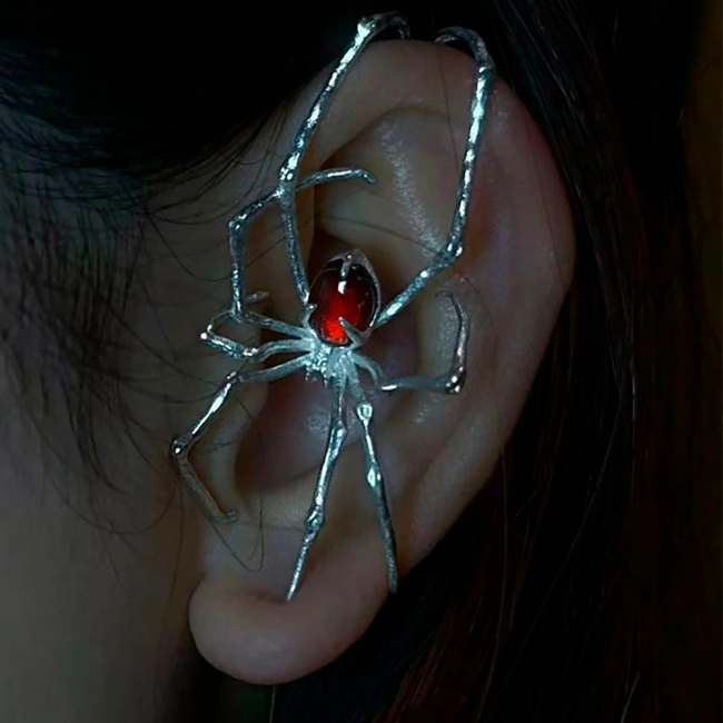 серьга паук