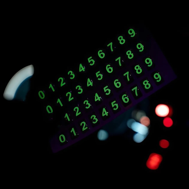 автовизитка с номером телефона