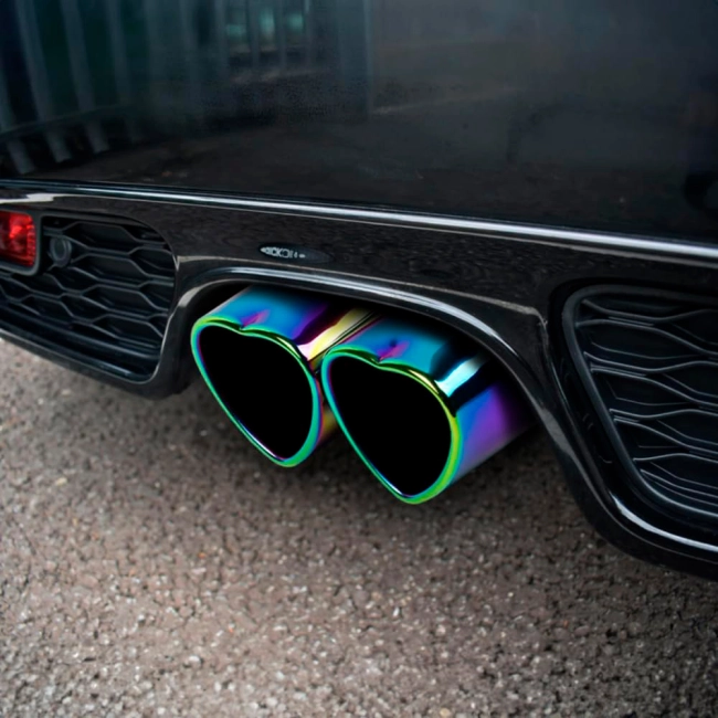 насадка на выхлопную трубу автомобиля