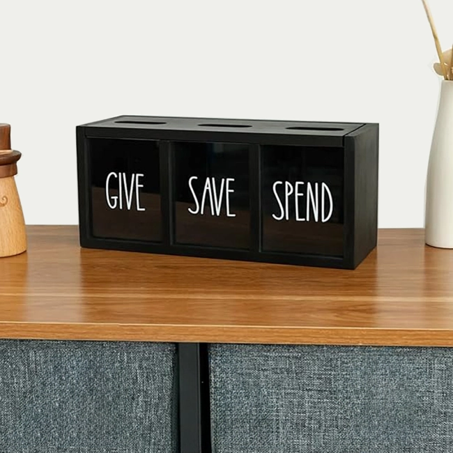 дерев'яна скарбничка для грошей