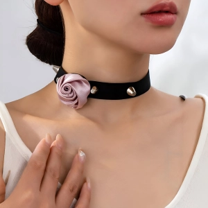 женский чокер