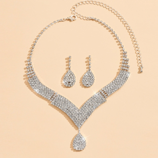 набор колье с серьгами