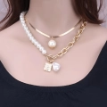 жіночі ланцюжки з імітацією перлів