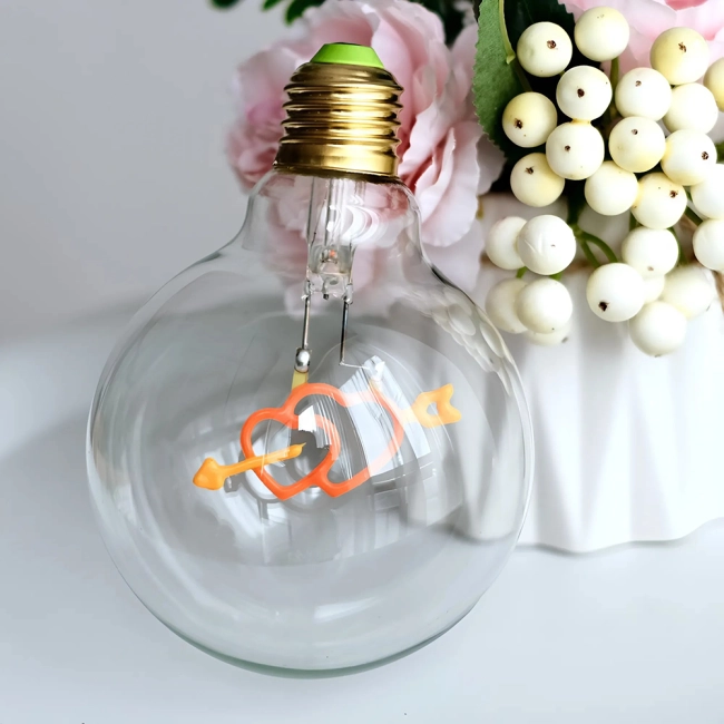 лампочка с сердечками