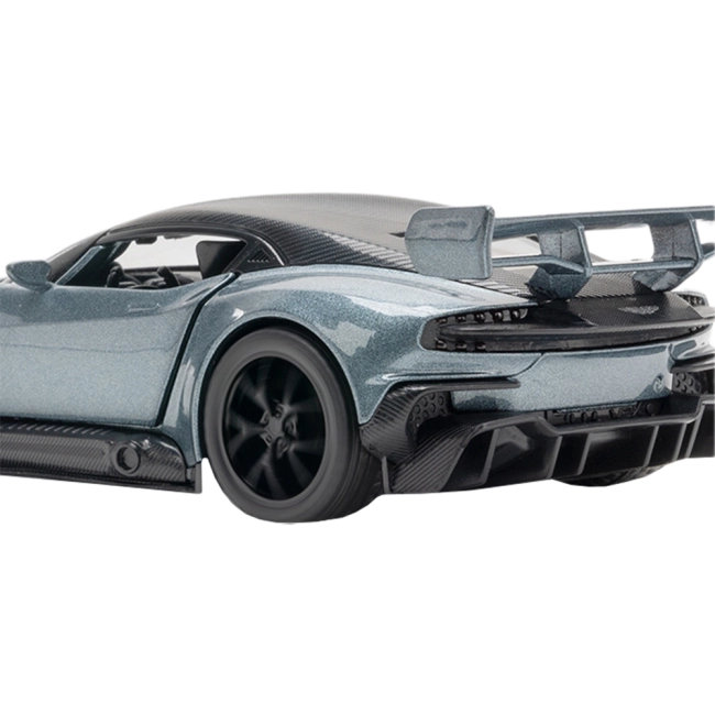 модель Aston Martin Vulcan