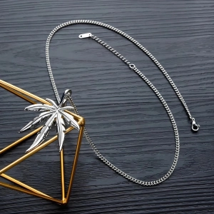 кулон з ланцюжком