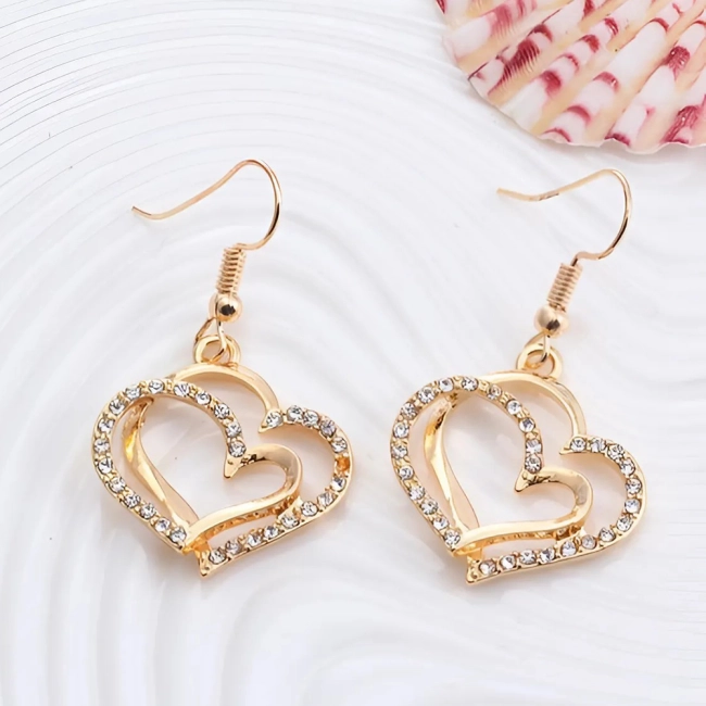 набір жіночих прикрас