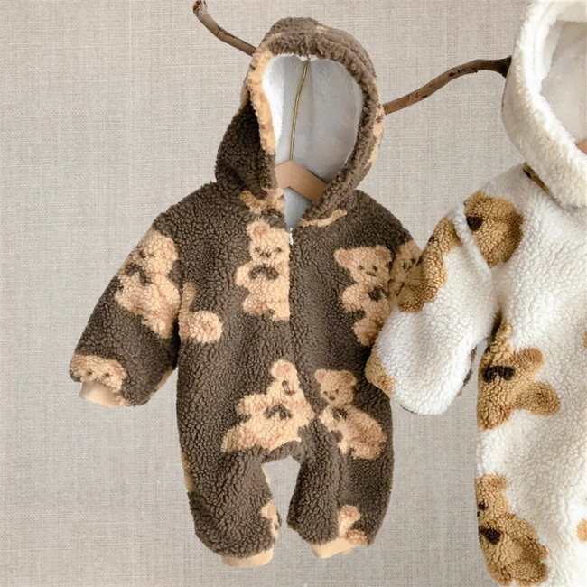 детский комбинезон с мишками