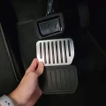 накладки на педали Tesla Model Y
