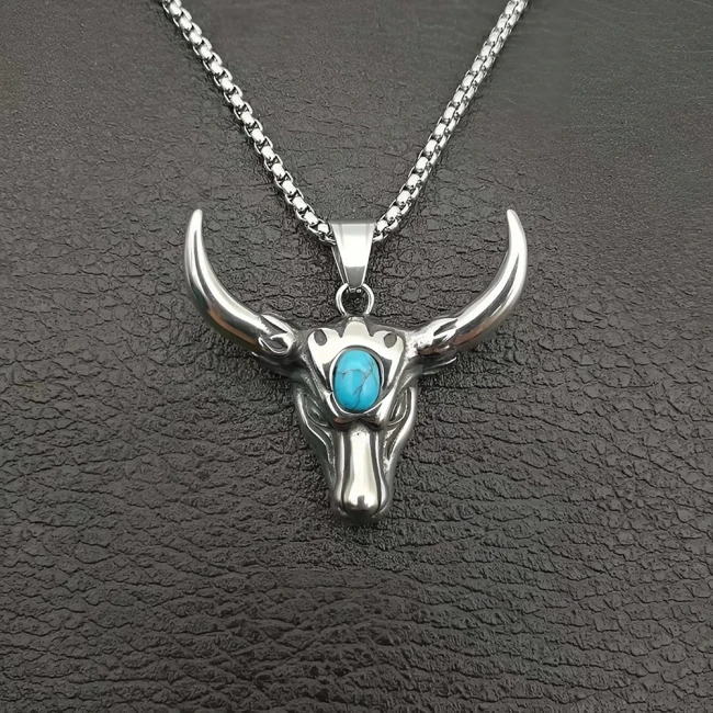 подвеска с головой быка