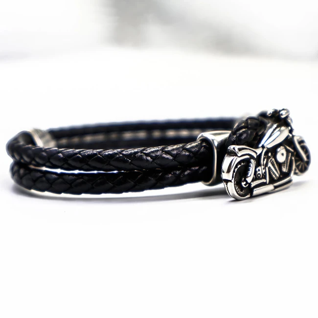 плетений браслет для чоловіка