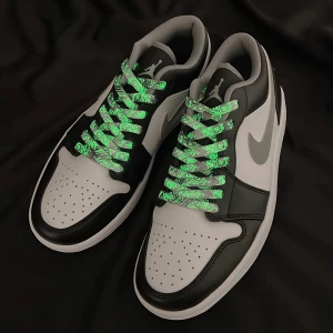 Флуоресцентні шнурки з візерунком шнурки з візерунком