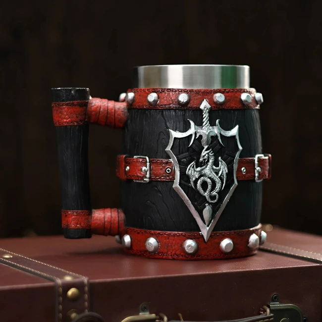 пивний кухоль з гербом