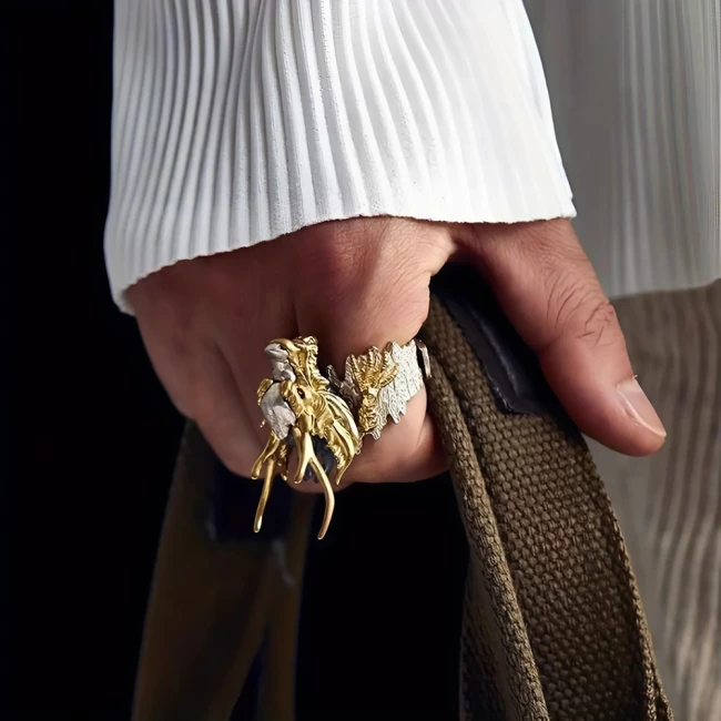 кольцо в виде китайского дракона