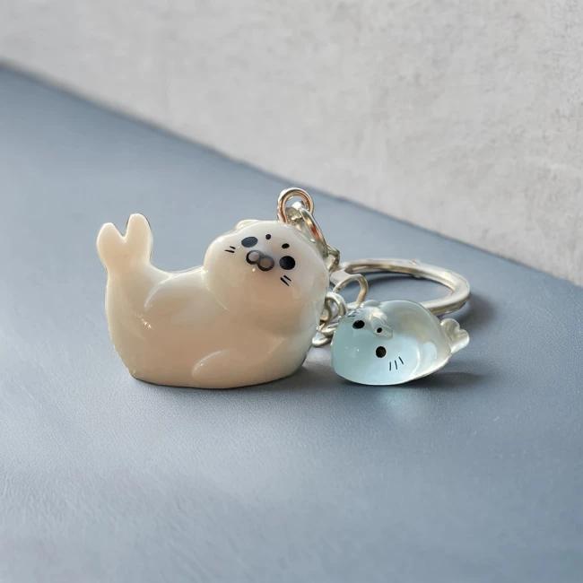 набор светящихся брелоков