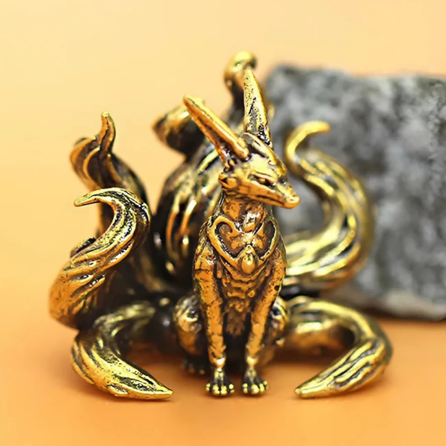 фигурка Кицунэ