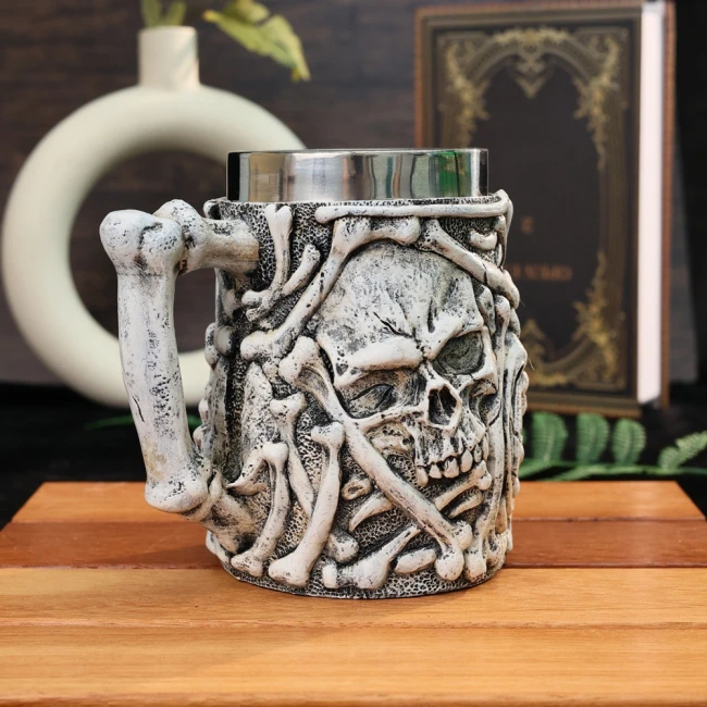 готическая кружка,