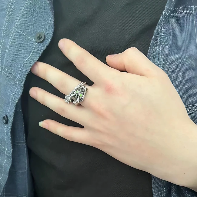 Каблучка у вигляді Дракона