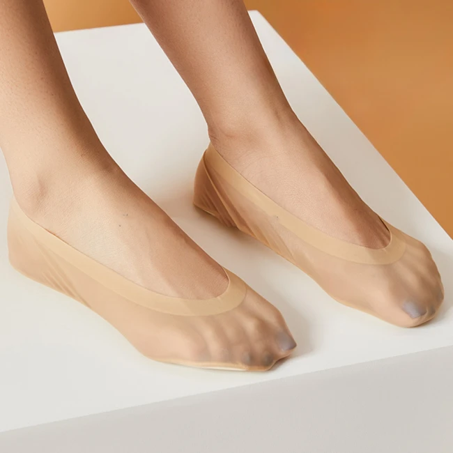 жіночі підслідники