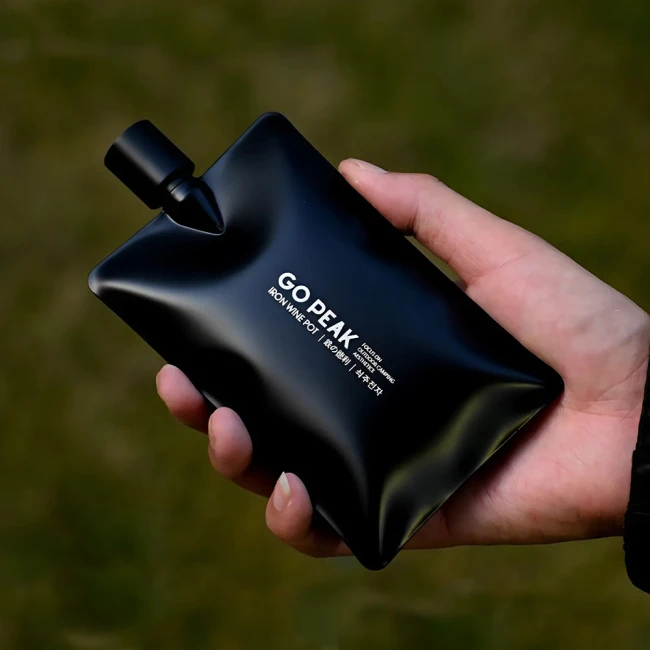 плоская фляжка