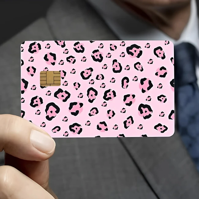 наклейка на банковскую карту