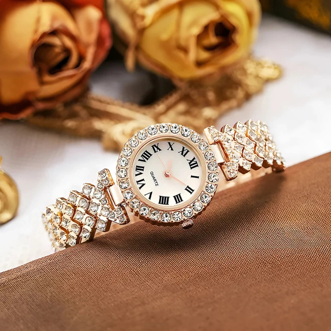 жіночий наручний годинник з браслетом