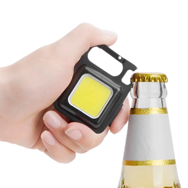 фонарик с карабином