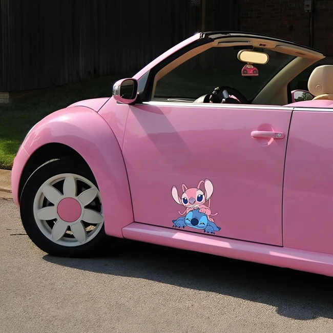 наклейка на автомобиль Лило и Стич
