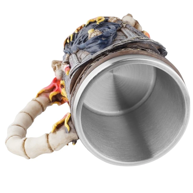 кухоль в середньовічному стилі