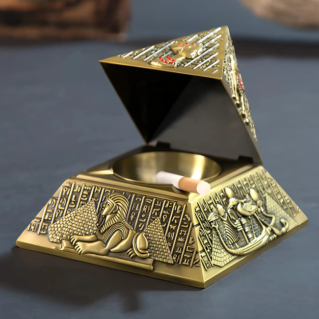 попільничка з кришкою для дому