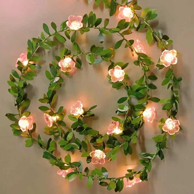 гирлянда в виде цветов