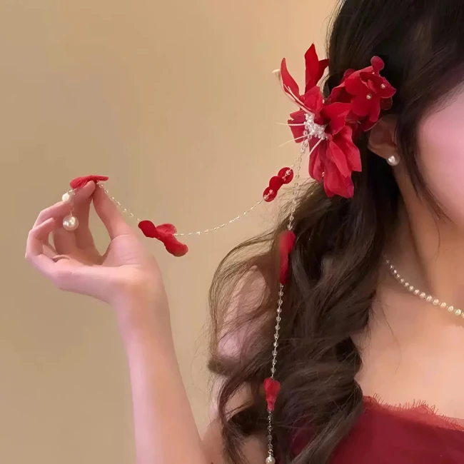 заколка в виде цветка