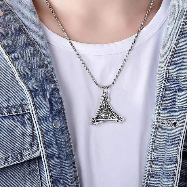 підвіска всевидюче око