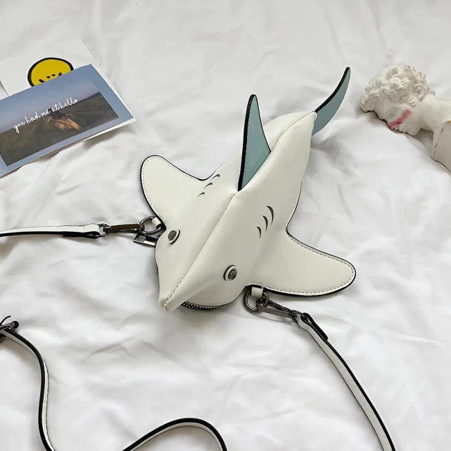 сумка с акулой