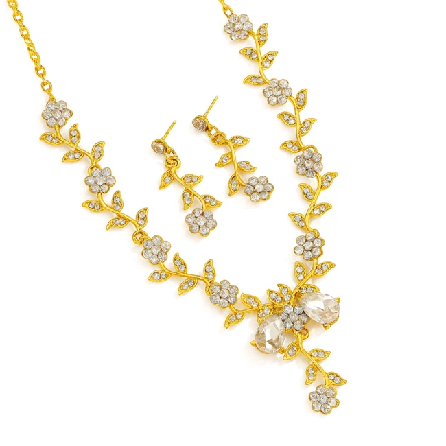 ожерелье с цветами