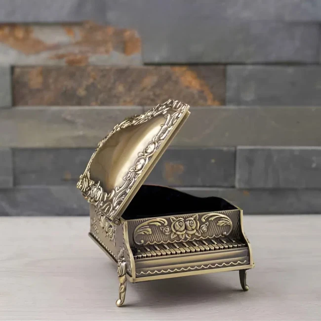 шкатулка для ювелирных изделий