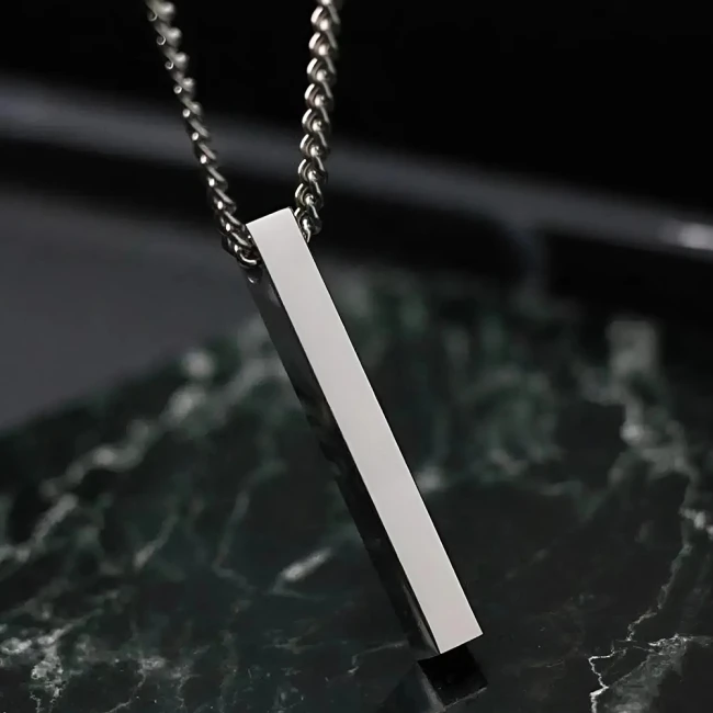 цепочка с кулоном